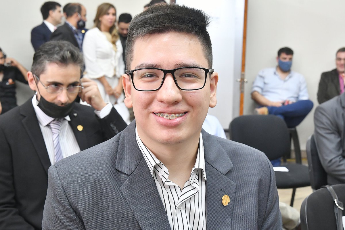 Salta. Audio donde el "Concejal Pablo López" pide favores sexuales a una militante del LLA.