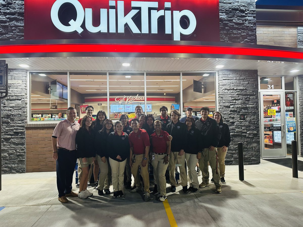 QuikTrip's tweet image. 📍 A new QT has landed at 31 Cobb Parkway S, in Marietta, GA! 🍑 Swing by for snacks, fresh food, and all the QT favorites you love.