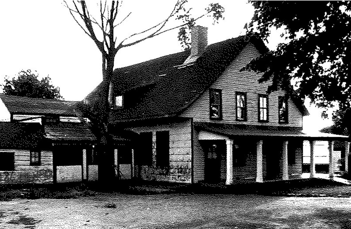 queensfarm's tweet image. In 2025, Queens County Farm Museum celebrates 50 years as a non-profit organization.
View of the farmhouse in 1975 and 2025 looking in a southeasterly direction. The house was more than doubled in 1855. Photo by John DeStefan and Queens County Farm Museum.