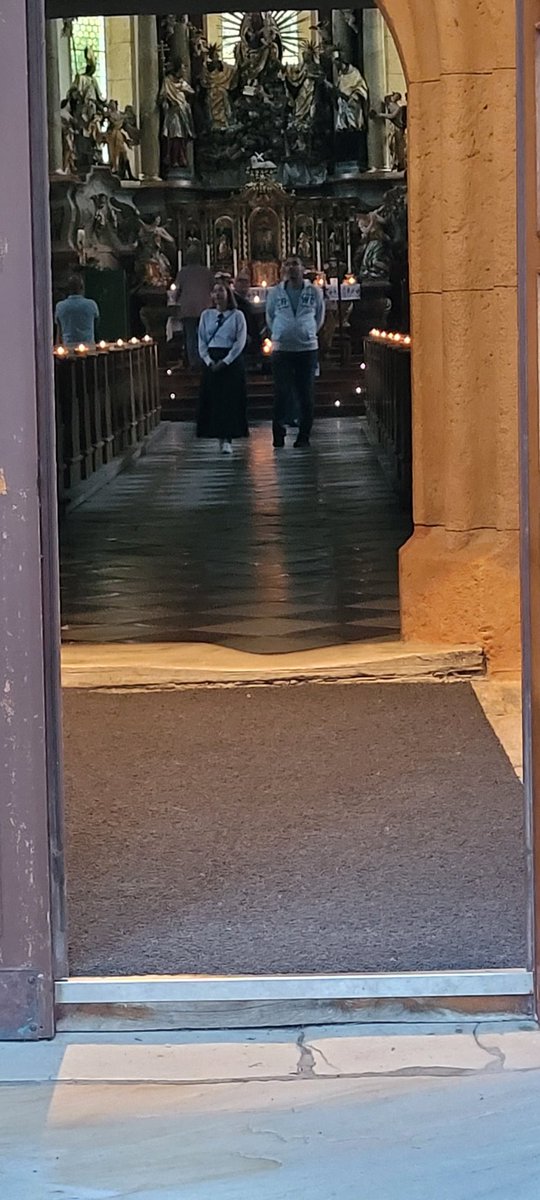 Uitgesleten dorpel van de kerk in #Badhofgastein