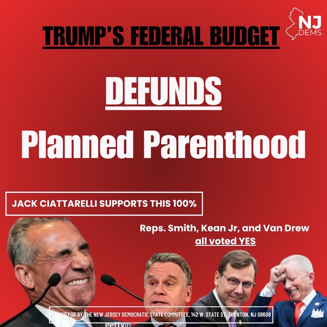 newjerseydems's tweet image. When Chris Christie defunded Planned Parenthood, New Jerseyans lost access to important services like reproductive care and cancer screenings. That hurts public health.
Trump’s budget makes it easy for GOP governors to do it again. Just like Jack Ciattarelli wants.