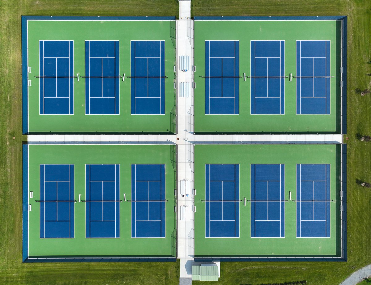 ClarkCompanies's tweet image. 📷 Delivering Excellence — Again.
Clark Companies is proud to showcase the newly completed 12-court Tennis Complex at Middlebury College — a world-class facility built with precision, performance, and the players in mind.
Email:info@clarkcompanies.com
clarkcompanies.com