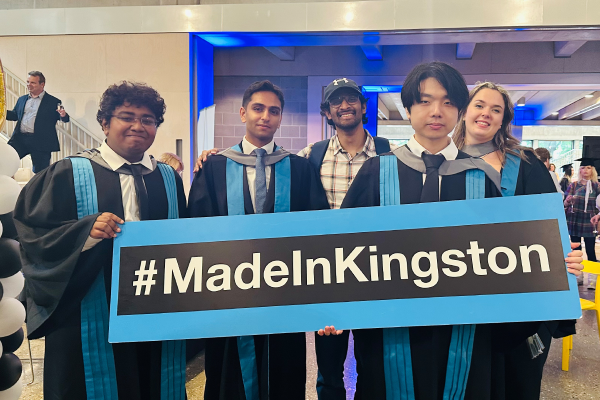 Kingston Uni Alumni (@kingstonalumni) on Twitter photo Itβs the turn of our <a href="/KingstonSchArt/">Kingston School of Art</a> graduates to celebrate πππ #MadeInKingston Itβs the turn of our <a href="/KingstonSchArt/">Kingston School of Art</a> graduates to celebrate πππ #MadeInKingston