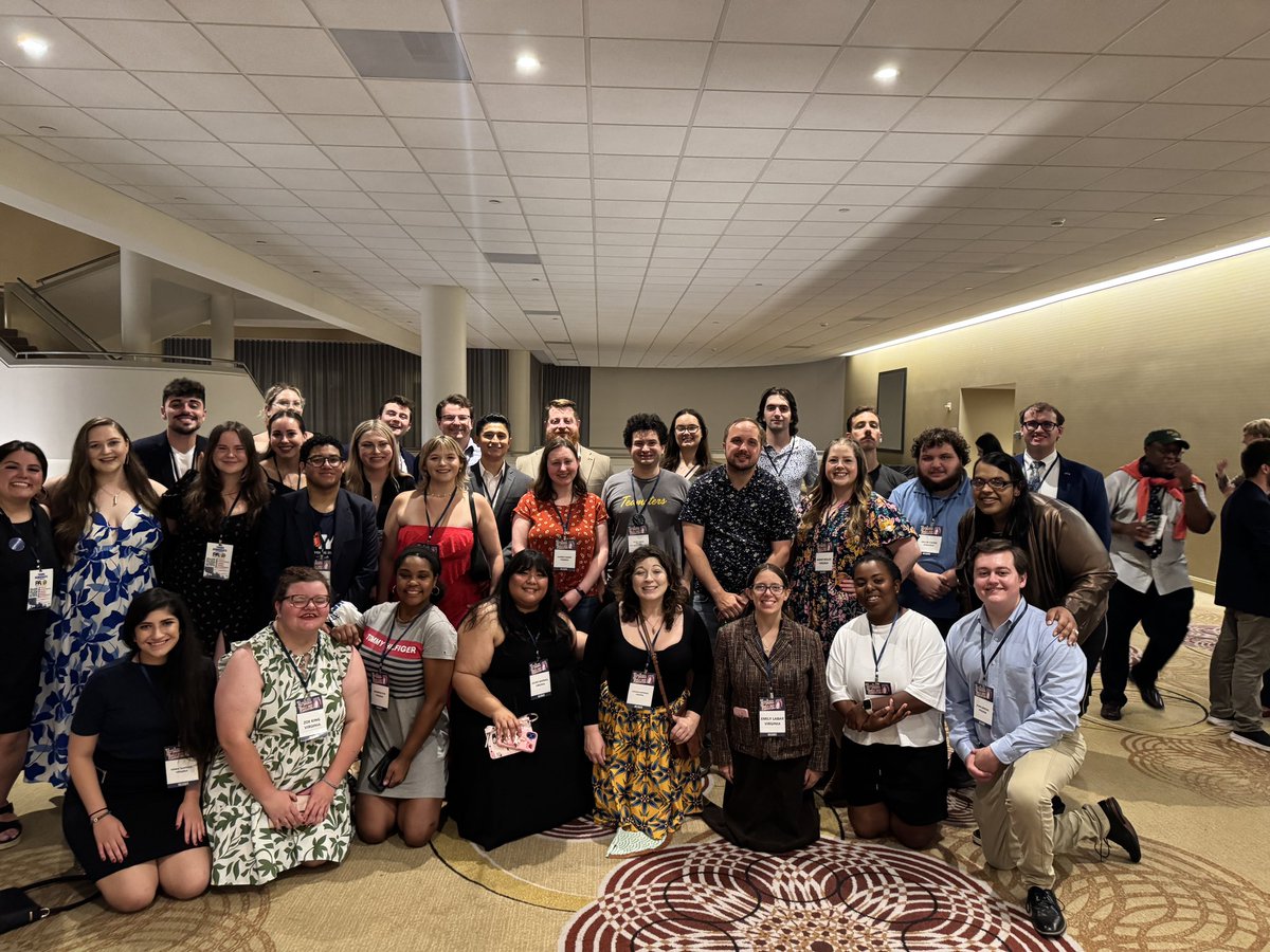 VAYD's tweet image. Lots of our members showing strong spirit in Philadelphia for the @youngdems convention! #ydaphilly250