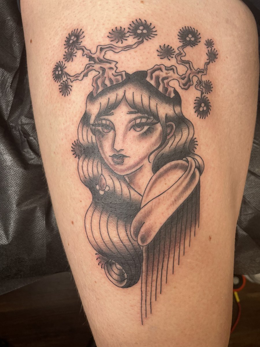 Some lady heads for two lovely friends <3