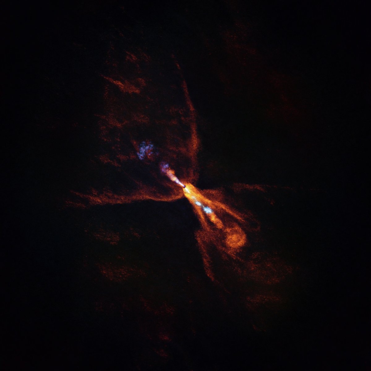 almaobs's tweet image. #BreakingNews 📡We&apos;re observing the birth of a PLANETARY SYSTEM for the first time!
Together with @ESA_Webb @NASAWebb  🛰️, an international team has detected the precise moment when planets began to form around a star beyond the Sun
🔗almaobservatory.org/en/press-relea…
