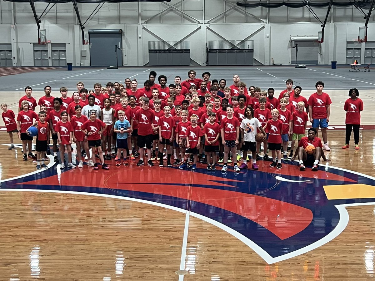 … and that’s a wrap. ✅ 

Week #2 of Coach Fowler’s Youth Camp has concluded. 🏀 

Huge s/o to UA Local 85 for being our shirt sponsor for Youth Camp 2025. We are thankful to have you as apart of our TEAM.

As always, Go Cards!