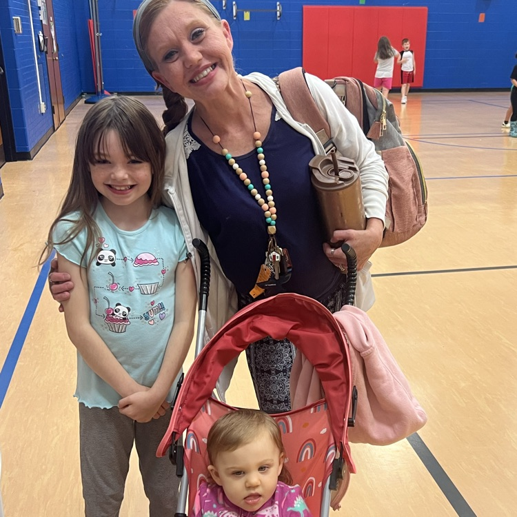 Popsicles with the Principal was a sweet success! Mrs. Amman continues our close-knit culture by building family relations!