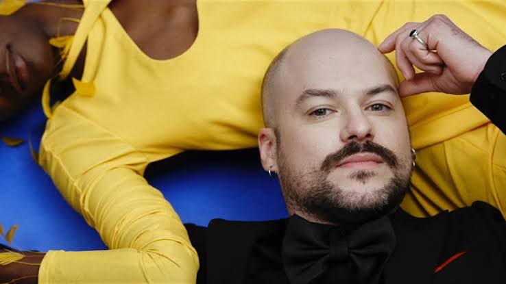 1aTV L'erede #StaseraInTV 21:15 <a href="/RaiTre/">Rai3</a> staseraintv.com/programmi_stas…