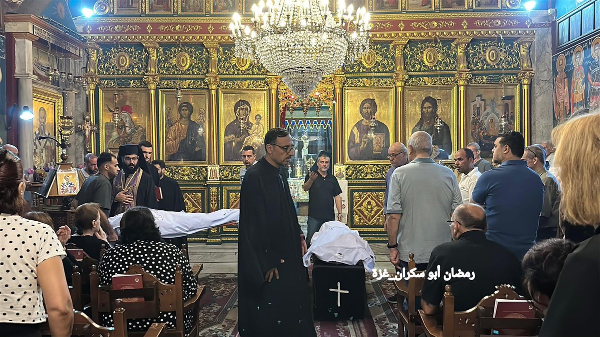 fnaim65's tweet image. Statement of the Latin Patriarchate of Jerusalem
This morning, at approximately 10:20 a.m., the Compound of the Holy Family in Gaza, belonging to the Latin Patriarchate, was struck by the Israeli army. As of this hour, three individuals lost their lives as a result of the…