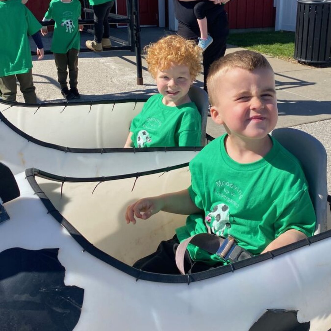 🌾 Recently, transitional kindergarten and first-grade students from JTSD visited Rutledge Wilson Farm! 🧑‍🌾 They explored the farm, met animals 🐓🐄, played on the playground, and learned about life cycles and animal habitats. A fun and educational day on the farm! 🌻