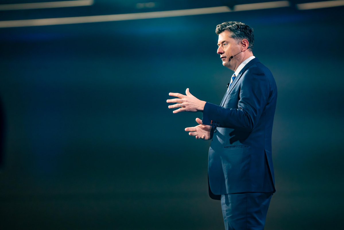 davidfholt's tweet image. On Wednesday, I delivered my annual State of the City address to 1,500 people. The arena reveal grabbed headlines, but there were many things to discuss in this historic time for our city. I recommend reading the entire speech, the text of which is here:
facebook.com/10004442301973…