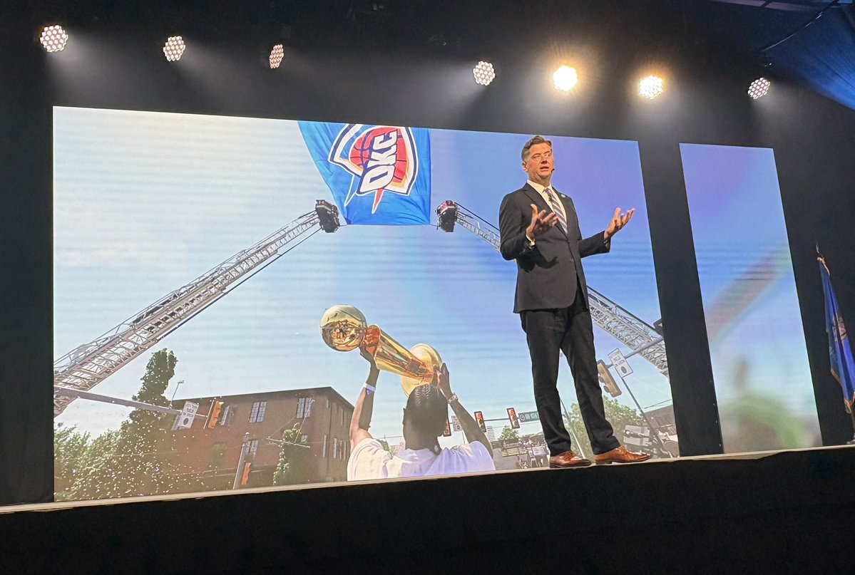 davidfholt's tweet image. On Wednesday, I delivered my annual State of the City address to 1,500 people. The arena reveal grabbed headlines, but there were many things to discuss in this historic time for our city. I recommend reading the entire speech, the text of which is here:
facebook.com/10004442301973…