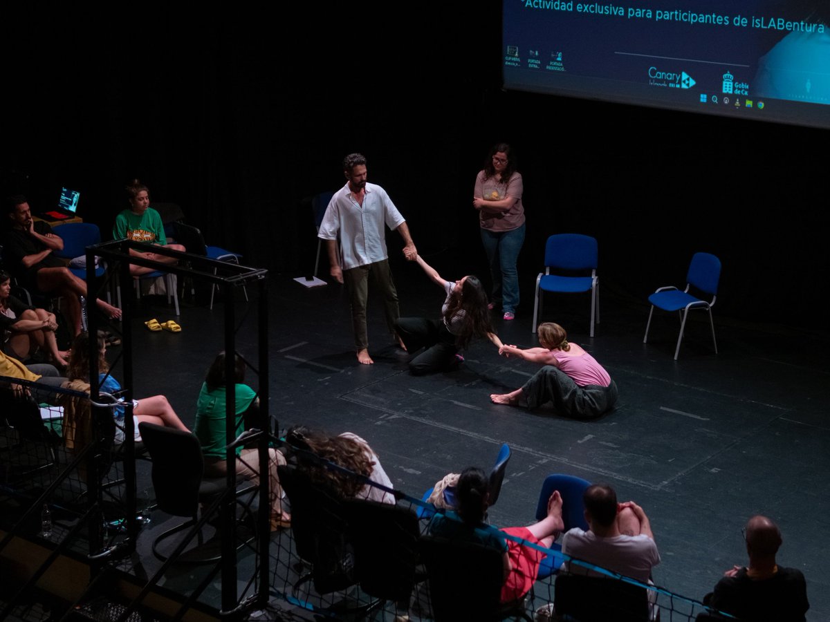 🎭 Segunda parte de una jornada muy intensa, en la que varios de nuestr@s protaGUIONISTAS han podido poner a prueba sus dotes en la dirección de actrices y actores. 🔝👏 Gracias, <a href="/natamateo/">Natalia Mateo</a>, por dejarnos exprimir al máximo tus conocimientos.