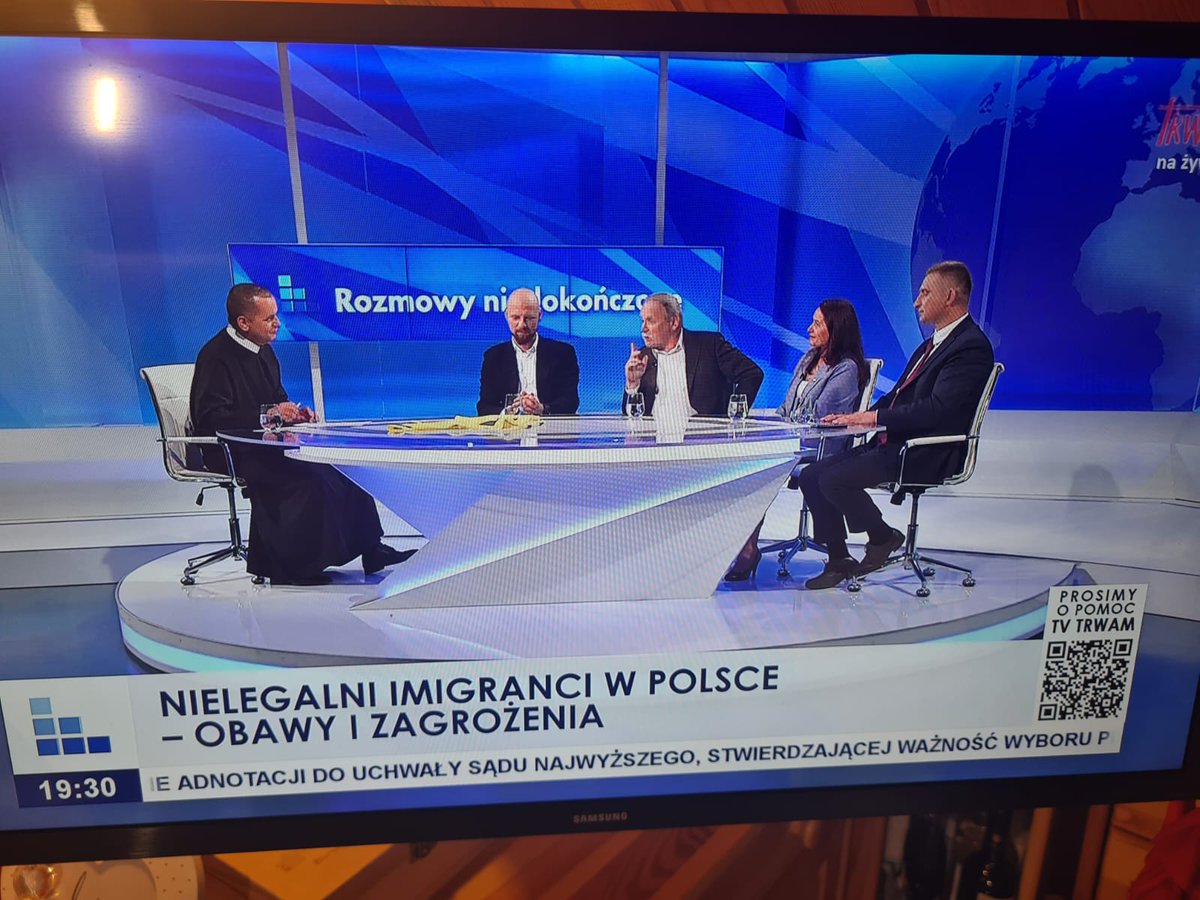Dominik Dzierżanowski (@d_dzierzanowski) on Twitter photo .<a href="/ROGranic/">Ruch Obrony Granic</a> dziś w „Rozmowach Niedokończonych”!
Już o 21:30 na antenie Radia Maryja.
Będziemy kontynuować rozmowę o tym, dlaczego bronimy polskich granic – i co każdy z nas może zrobić dla bezpieczeństwa naszej Ojczyzny.
Serdecznie zapraszamy do słuchania i dołączania do .<a href="/ROGranic/">Ruch Obrony Granic</a> dziś w „Rozmowach Niedokończonych”!
Już o 21:30 na antenie Radia Maryja.
Będziemy kontynuować rozmowę o tym, dlaczego bronimy polskich granic – i co każdy z nas może zrobić dla bezpieczeństwa naszej Ojczyzny.
Serdecznie zapraszamy do słuchania i dołączania do