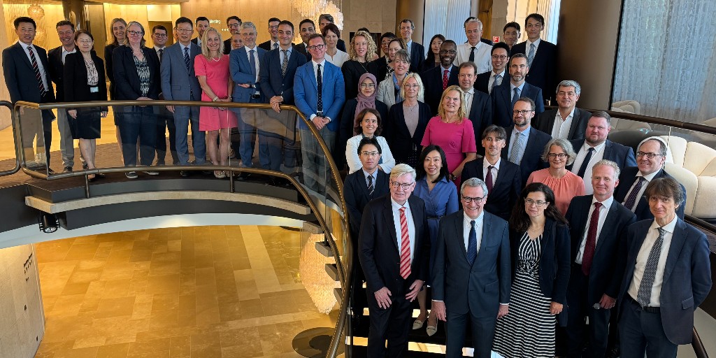 FinStbBoard's tweet image. The FSB Resolution Steering Group (ReSG) met on 11 July in Basel chaired by Dominique Laboureix, Chair of the Single Resolution Board @EU_SRB.
ReSG is the global forum for strengthening crisis preparedness & resolution planning for systemically important financial institutions.