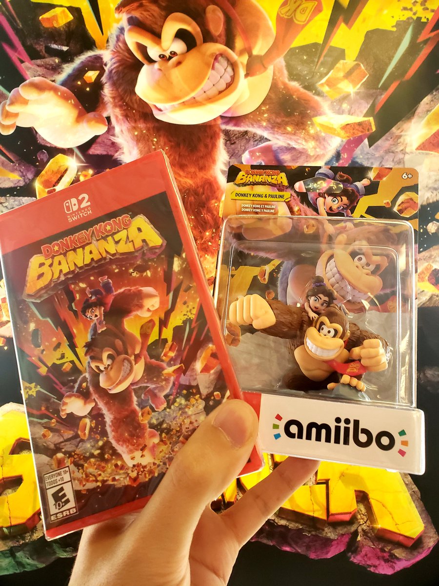 juliusaurus's tweet image. Waited over eleven years for this, let&apos;s dig in! 🍌
