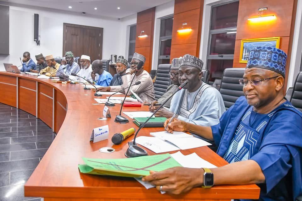 Deputy Governor, Kaduna (@depgovkaduna) on Twitter photo The regular meeting of the Security, Peace and Public Safety Committee held today at the Deputy Governor's council chambers of Sir Kashim Ibrahim House. Led by HE <a href="/DrHadiza/">Dr. Hadiza Sabuwa Balarabe</a>, deliberation is on securty issues and strategies to improve the safety and well-beign of Kaduna residents. The regular meeting of the Security, Peace and Public Safety Committee held today at the Deputy Governor's council chambers of Sir Kashim Ibrahim House. Led by HE <a href="/DrHadiza/">Dr. Hadiza Sabuwa Balarabe</a>, deliberation is on securty issues and strategies to improve the safety and well-beign of Kaduna residents.