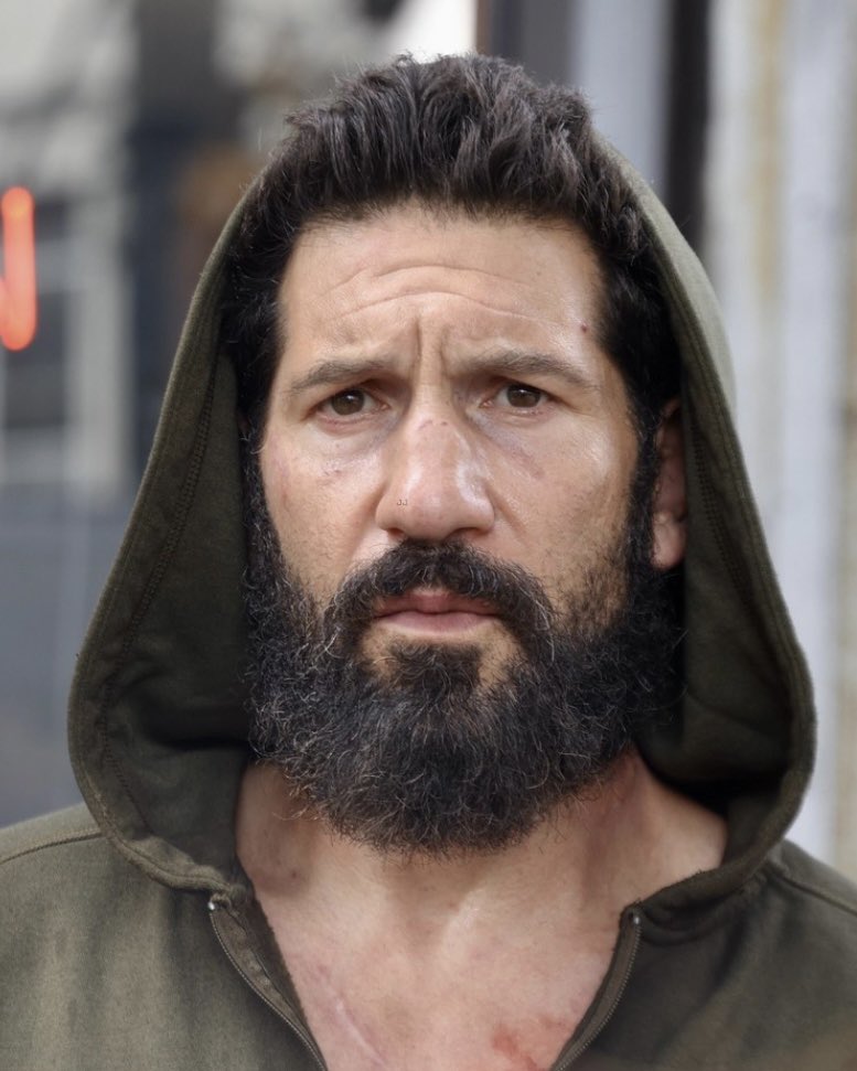 DDevilUpdates's tweet image. Jon Bernthal on the set of ‘THE PUNISHER’ Disney Plus special.
Now filming.
(via justjared.com/photo-gallery/…)