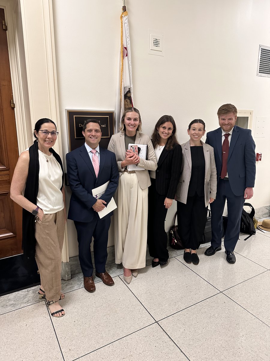 RareCoalition's tweet image. Leaders from RDCC member companies, including @Neurocrine, @BridgeBioPharma, and @Stoketx, were on Capitol Hill this week, advocating for the reauthorization of the PRV program.
The PRV program is a proven policy - Congress must act now to pass the Give Kids a Chance Act.