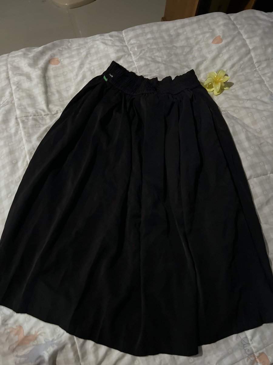 preownedbyp's tweet photo. 63. ยาว26 60.-

#ส่งต่อเสื้อผ้า #ส่งต่อเสื้อผ้ามือสอง #ส่งต่อstylist  #vghbkk #ส่งต่อmardi #ส่งต่อmerge #GANNI #maison #ส่งต่อ #โล๊ะตู้เสื้อผ้า #โล๊ะตู้ #เสื้อผ้ามือ2 #เสื้อผ้าy2k #ส่งต่อcintage #ส่งต่อstylistshop #ส่งต่อvghbkk #ส่งต่อเสื้อผ้ามือ2 #กระโปรงนิสิต #เสื้อนักศึกษา https://t.co/CjQ5oQZlpU