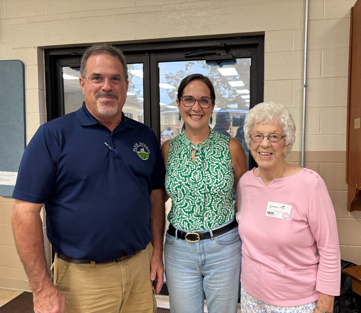 FredCountyExec's tweet image. Had a lovely time at the Frederick County Farm Bureau cookout! Huge thanks to the Farm Bureau for supporting our future ag leaders. Congrats to our 2025 Ag Ambassador, Lizzie! Great to see Frederick County 4-H's photography on display and the Office of Agriculture staff there!