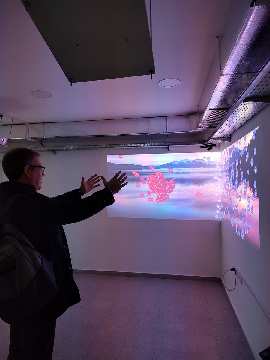 Directivos y Docentes de la Universidad Vucetich visitaron el Centro de Investigación y Transferencia Tecnológica de la Facultad de Informática