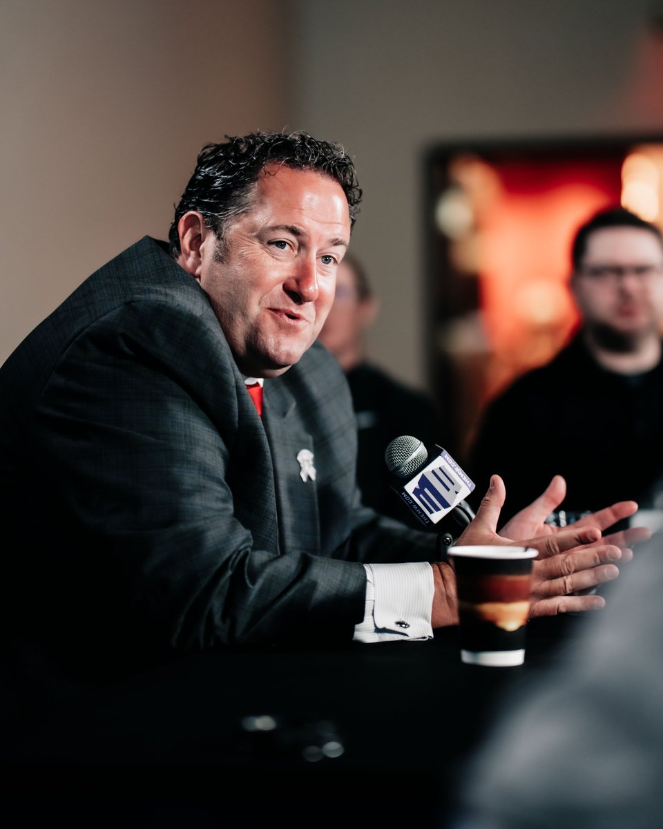 UNMLoboFB's tweet image. Tune in to @Coach_Eck first live show at @MountainWest Media Days! ๐ฅโณ
โฐ Today at 1:30 PM MT
๐บ golobos.com/watch/
#GoLobos | ๐บ๐ | #MWFB
