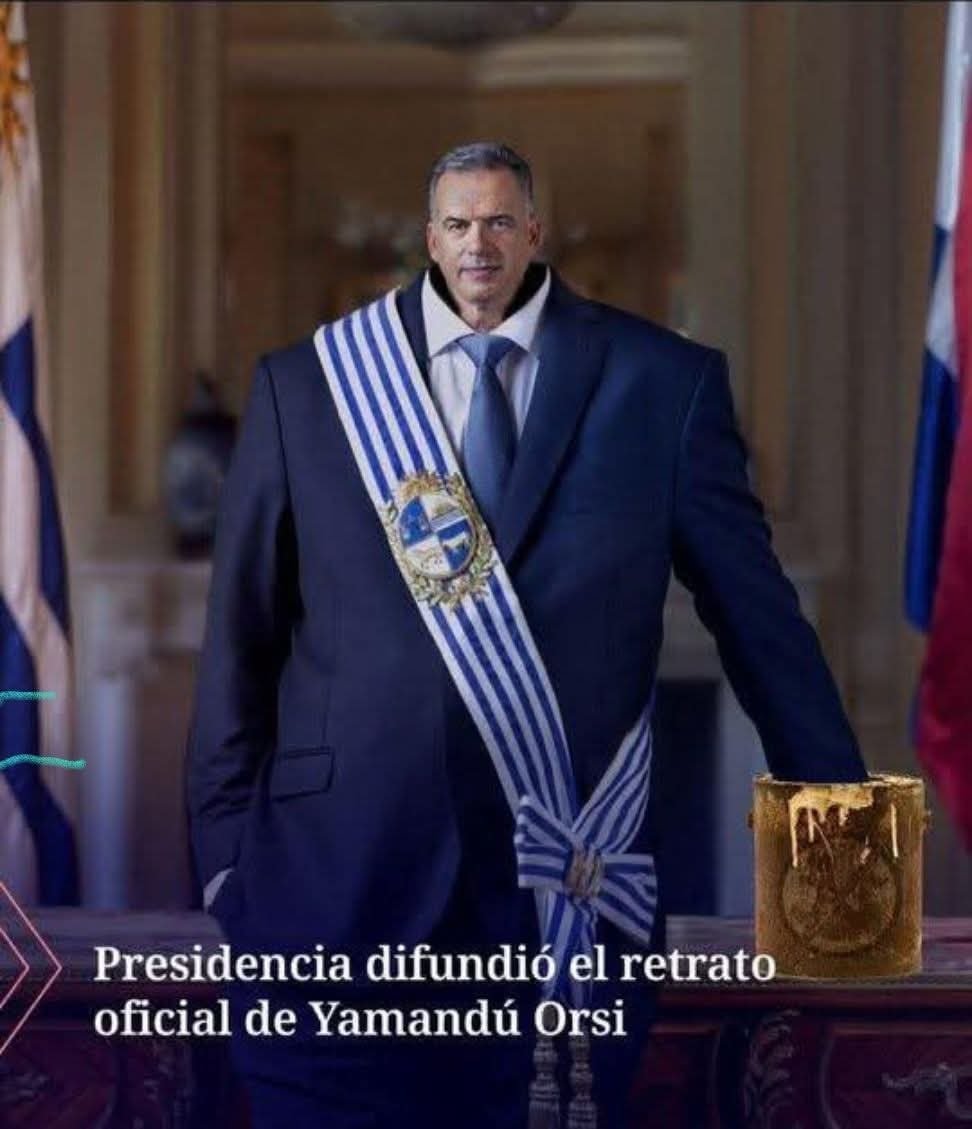 LahitteCarlos's tweet photo. ⏩Casi 4 meses después.
"El traje le queda, Cada Vez Más grande" https://t.co/TZGx0IyML8
