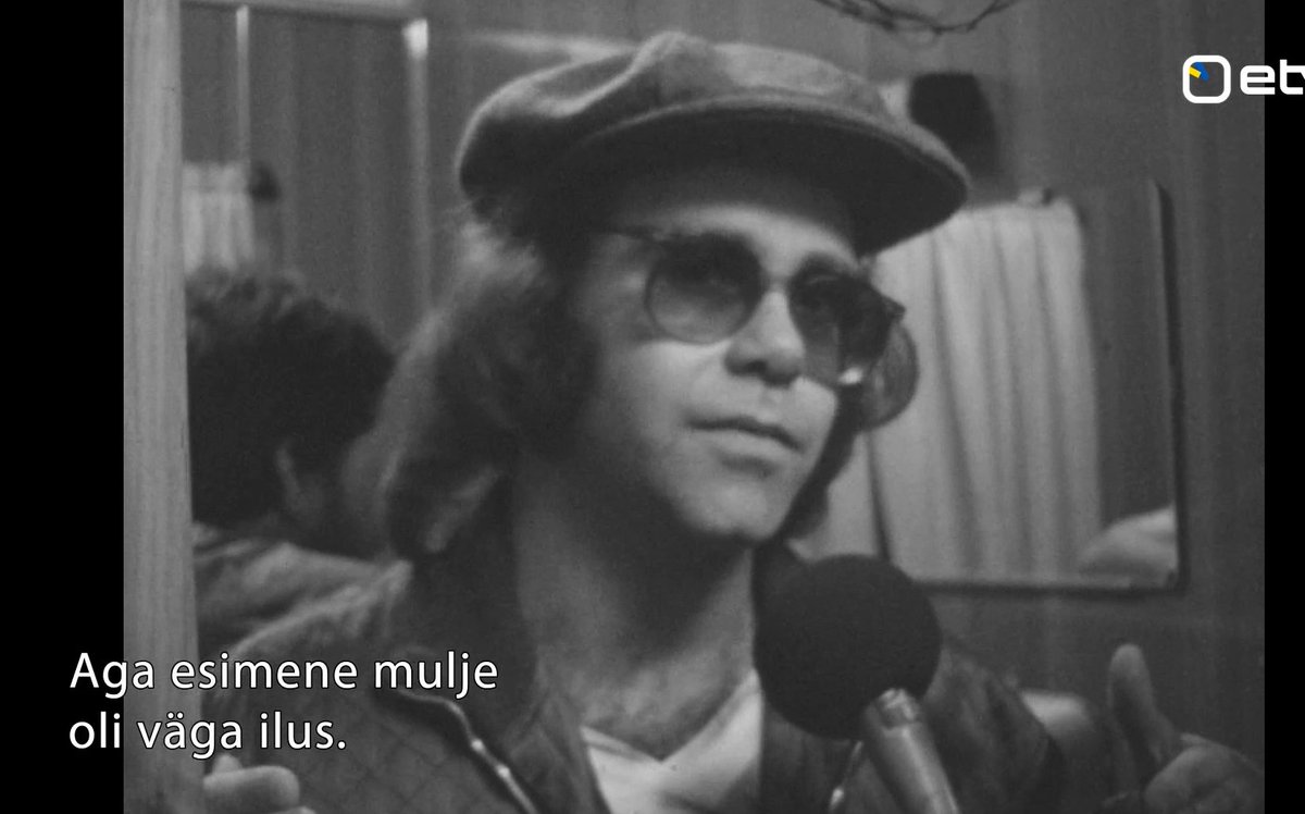 tarmoseliste's tweet image. Footage from the history of Estonian Television. Elton John giving an interview to an Estonian journalist on the Moscow–St. Petersburg train in the 1970s. @eltonofficial