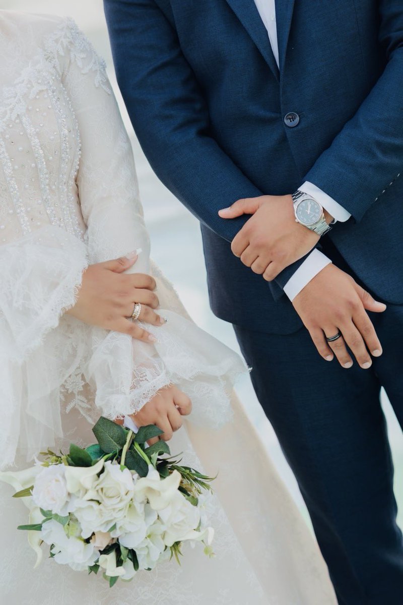 Mariamdyabb's tweet photo. Just a little late engagement dump♥️💍 https://t.co/7qjYRRq5cB