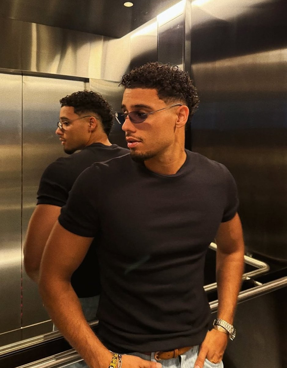 𝐢tador𝐢 tweet media