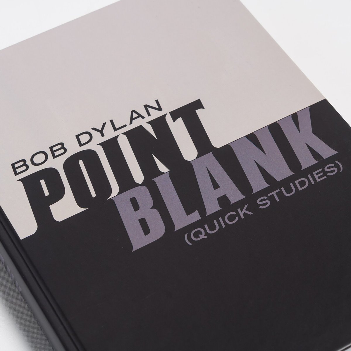 SimonBooks's tweet image. "Point Blank (Quick Studies)" by @bobdylan is the first major publication of Bob Dylan’s artwork in over a decade, featuring nearly 100 never-before-seen drawings.
Coming November 2025, available for preorder here: bit.ly/44kGm8e
#BobDylan