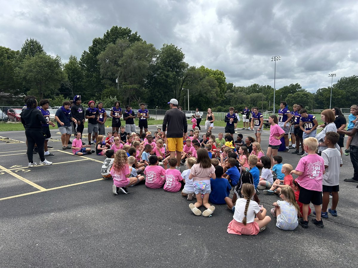 Jed Paulsen (@jjpaul53) on Twitter photo Thank you Thomas Ultican Elementary for having <a href="/bshsfootball/">BSHS Football</a> over to run a camp for all the Primetime Kids. We had a blast!!!!!!
#homegrown culture loves giving back to the community. It’s bigger than football. Thank you Thomas Ultican Elementary for having <a href="/bshsfootball/">BSHS Football</a> over to run a camp for all the Primetime Kids. We had a blast!!!!!!
#homegrown culture loves giving back to the community. It’s bigger than football.