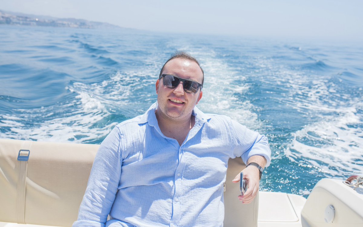 andresespildora's tweet photo. Cada evento en el barco está pensado para crear un #entorno cercano y familiar. 

Los Encuentros con #AndrésEspíldora At Sea se consolidan como un espacio único y de desconexión. 

Un 16 de julio muy #especial.

Gracias a todos los patrocinadores que lo hicisteis posible. https://t.co/y4D5ncr3J1