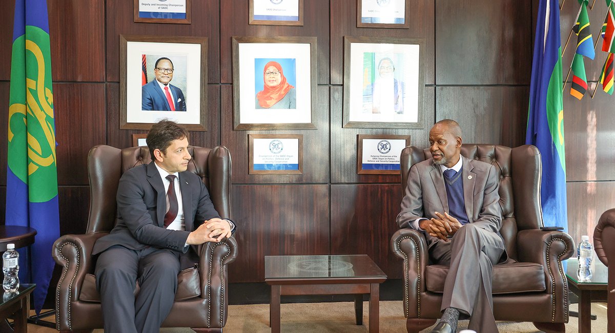 SADC_News's tweet image. Today, 17 July 2025, #SADC ES, @EliasMagosi received a courtesy call from Ambassador of Algeria to Botswana to discuss areas of potential bilateral cooperation @AngeleMakombo @sardcnet @DIRCO_ZA @algeria