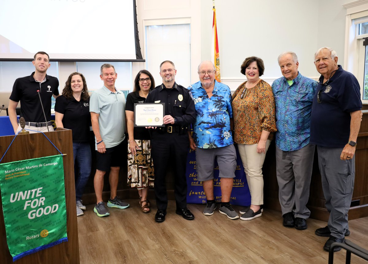 ZephyrhillsPD's tweet image. We had a great time visiting with the Rotary Club of Zephyrhills, where @ZephyrhillsPD Chief Derek Brewer was invited to be their guest speaker!👮‍♂️🚓

Chief discussed the agency&apos;s increased focus on helping our community&apos;s vulnerable population and earning accreditation in 2023.