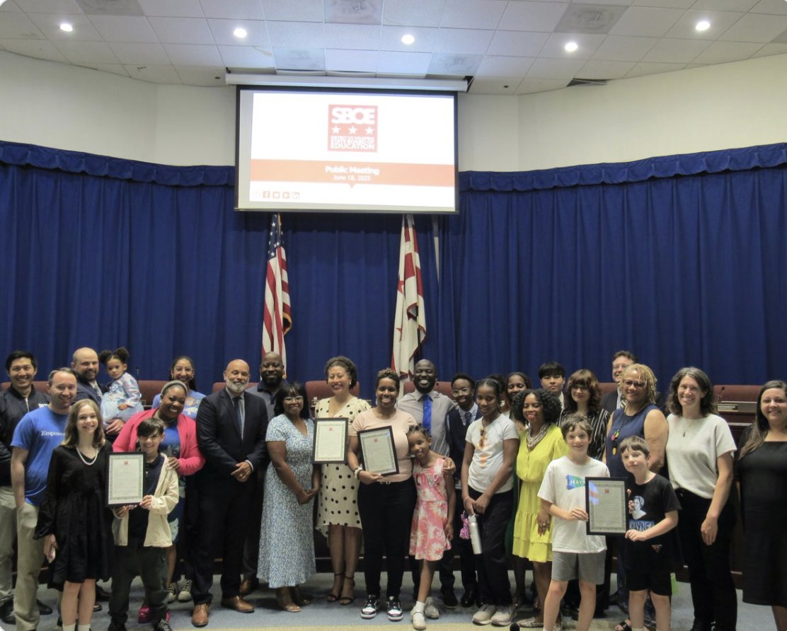 DC PCSB #DCCharterProud (@dcpcsb) on Twitter photo Let's have a round of applause for the students of <a href="/LeeMontessori/">Lee Montessori PCS</a> who participated in Recess at the Capital! These students advocated tirelessly for changes to improve their school and community. Let's have a round of applause for the students of <a href="/LeeMontessori/">Lee Montessori PCS</a> who participated in Recess at the Capital! These students advocated tirelessly for changes to improve their school and community.