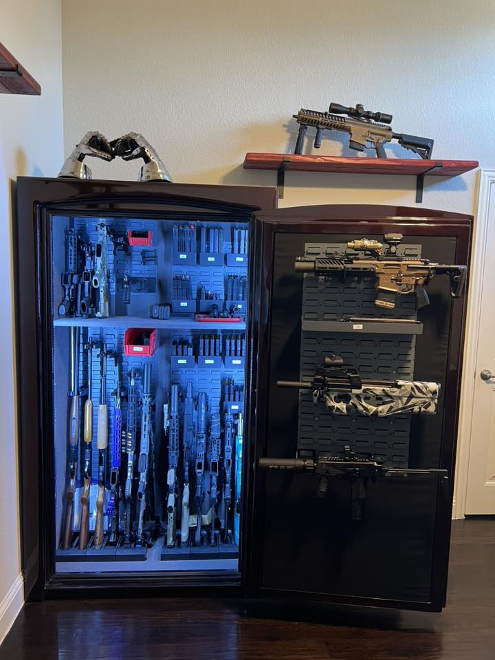 SecureItStorage's tweet image. Recent DIY Upgrade Kit transformation from one of our customers! Transform your outdated traditional safe to an organized gun storage system! 💯