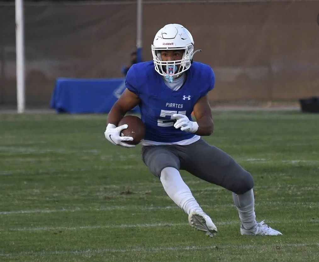 BeforeYouGoPro's tweet photo. Can’t get much bigger than this. One of our very own, @jacobdejesus21 is coming onto the Locker Room Show, to share how he went from No D1 offers out of HS to @CalFootball @ACCFootball All-Conference Selection. Huge show tonight! 
#BYGP #LockerRoomShow #JacobDeJesus #CalBears https://t.co/Bqwe3jcWsd