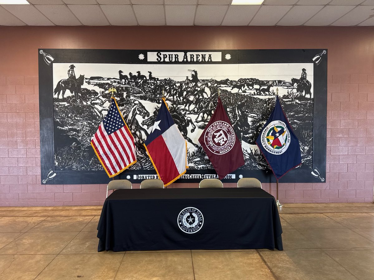 GovAbbottPress's tweet image. Governor @GregAbbott_TX is in San Angelo today to provide an update on Texas’ continued response to severe flooding that impacted the state.
Tune in at 2:15 PM here: facebook.com/TxDEM
