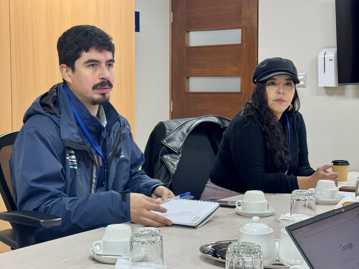 Delegación Presidencial Provincial de Punilla (@dpppunilla) on Twitter photo ✅ Delegada Rocío Hizmeri Fernández sostuvo tercera reunion con la Fiscal Regional, Nayalet Mancilla, <a href="/CarabNuble/">Carabineros Región de Ñuble</a> y Municipalidad de San Carlos, con el objetivo de continuar el trabajo colaborativo para el seguimiento y protección a mujeres víctima de violencia de género 🚫✋🏼 ✅ Delegada Rocío Hizmeri Fernández sostuvo tercera reunion con la Fiscal Regional, Nayalet Mancilla, <a href="/CarabNuble/">Carabineros Región de Ñuble</a> y Municipalidad de San Carlos, con el objetivo de continuar el trabajo colaborativo para el seguimiento y protección a mujeres víctima de violencia de género 🚫✋🏼
