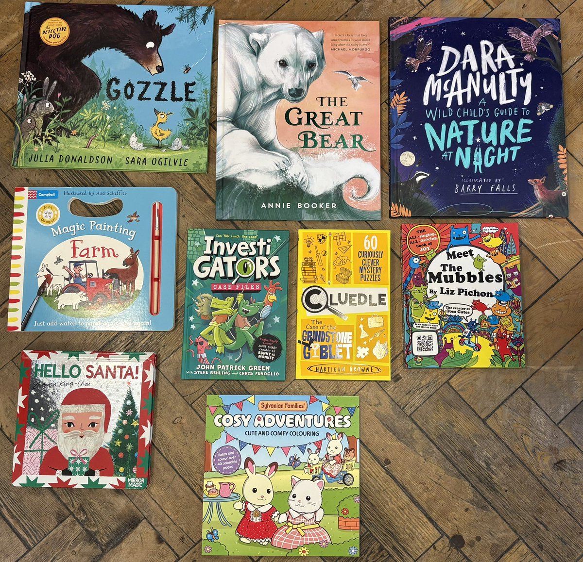 Matineegirl's tweet image. Thank you to the lovely bunch at #PanMacmillanKids for this beautiful box of children’s books, food for thought for a Christmas gift guide.