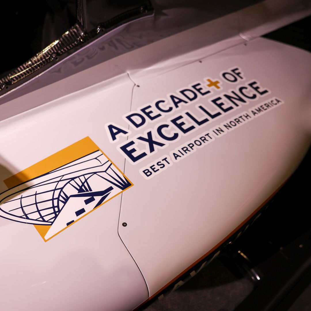 IMSMuseum's tweet image. Jump into the driver's seat in our photo car! Located in the Track Lounge on the lower level, it's the perfect conclusion to your Museum visit. Thanks to Cummins, the Indianapolis International Airport, Java House, Splenda, and Liquid Science for their support!
