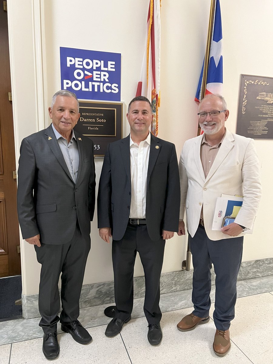 flpublicpower's tweet image. Thank you to @RepDarrenSoto for meeting with @KUAdirect's Board member & leadership today. We appreciate your support of Florida public power and your efforts to reform & strengthen FEMA, which is critical to the communities we serve. #FLPublicPower #PublicPower
