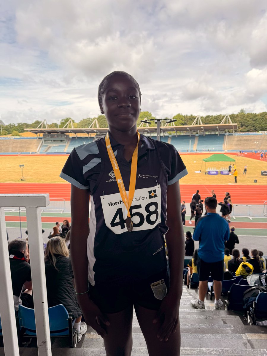 Lastly, a big shoutout to our amazing Year 9 <a href="/HarrisFed/">Harris Federation</a> Athletics medallists! 🎽👏🏼 

🥈Kauan - Discus
🥈Concilio - 200m 
🥇Hilary - 100mB