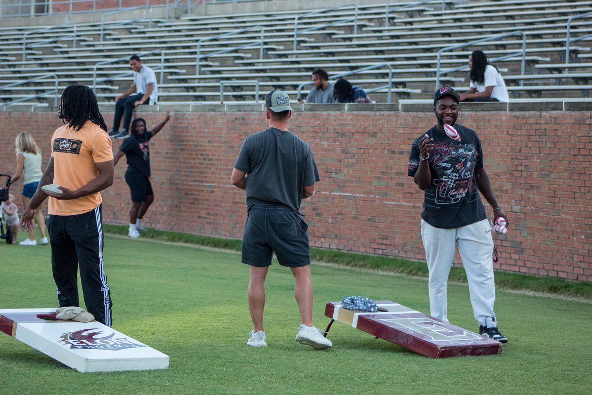 ElonFootball's tweet image. Swinging for more than 7 years strong!
Last night, the 7th Annual Home Run Derby brought out the power, the laughs, and the brotherhood.
#PhoenixRising | #AED