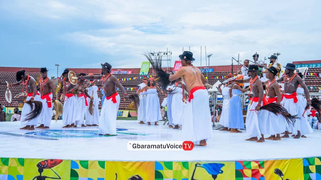 odubo_tari's tweet image. Through video documentaries, photo stories, news reports, and special interviews, @gbaramatuvoice captures cultural practices, dances, traditional attire, and music. Their social media and print platforms serve as a modern-day archive of Niger Delta cultural heritage.