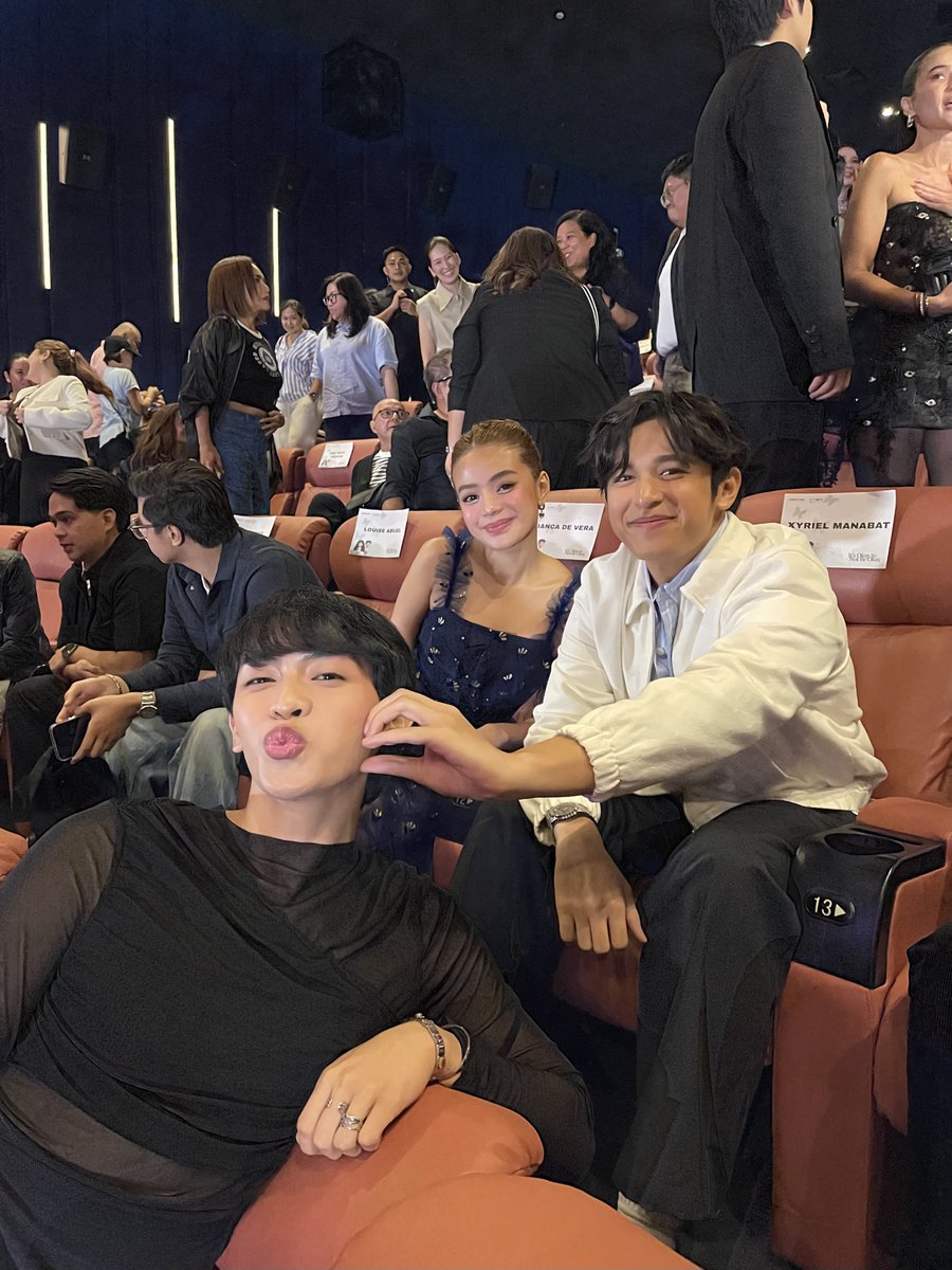 bonggonzales_'s tweet photo. proud of you both @biancadeveraa @AljonMendoza_ ✨ &amp; LOVE YOU BOTH SO MUCH 🫶🏻 #ItsOkaySpecialScreening #ItsOkayNotToBeOkayPH 🦋 https://t.co/FUI1YdLoVB