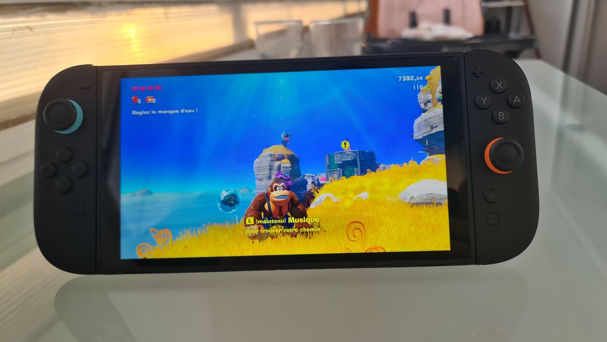 SulivenGAMING's tweet image. Allez la soirée avec DK 🍌